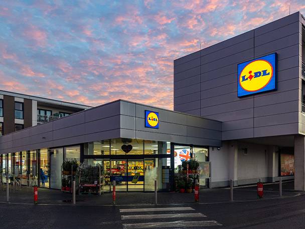 Lidl supermarket with food and drinks.