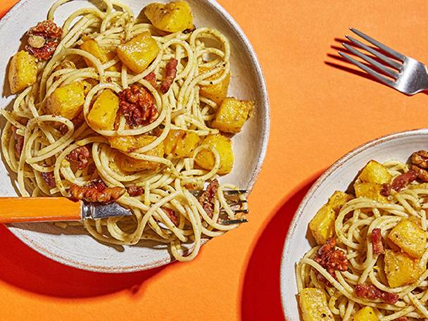 Spaghetti with butternut squash, pecans, and bacon.