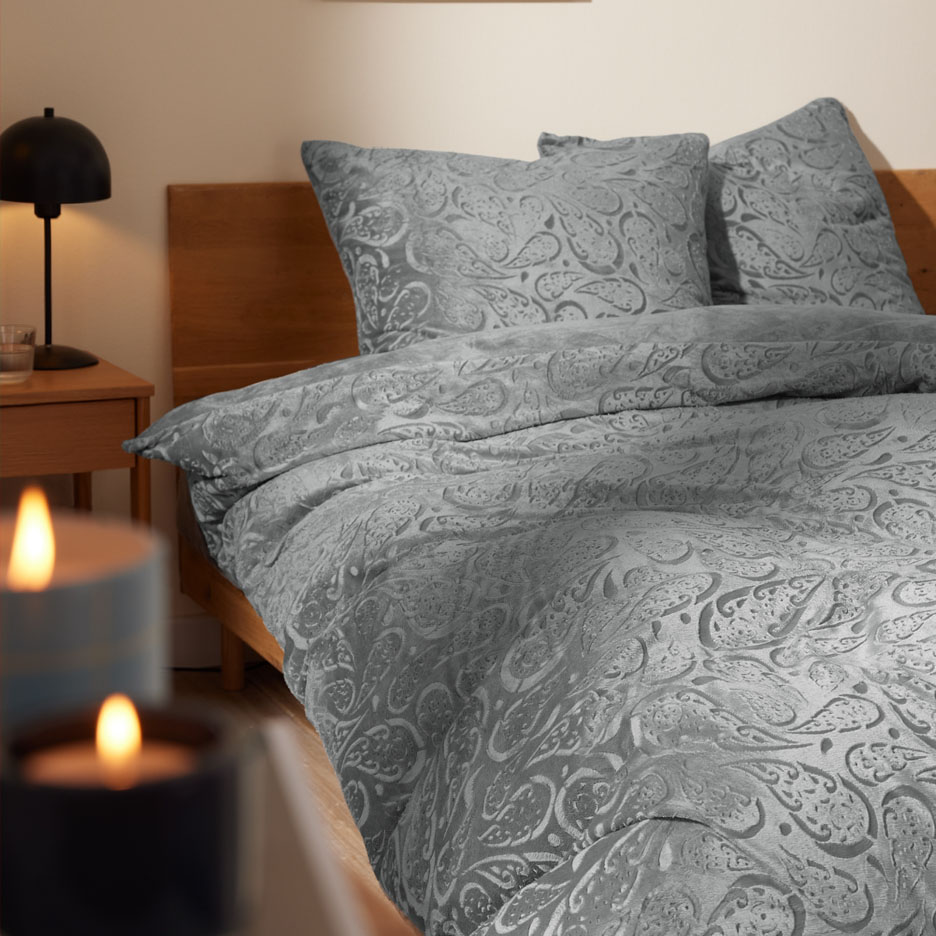 Grey paisley duvet cover and pillowcases.