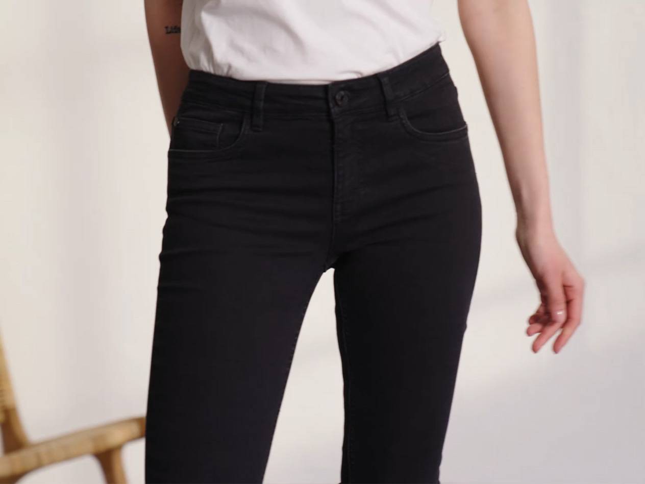 Black jeans, modern style.